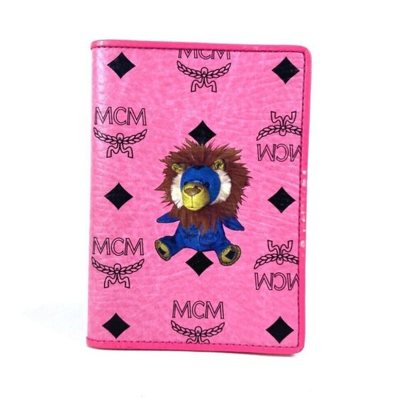 MCM Vicetos lion logo Passport Cover Stationery passport case Leather pink - Picture 1 of 14
